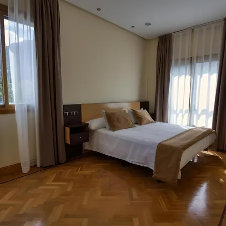 Hotel Hotel Eibar 3*