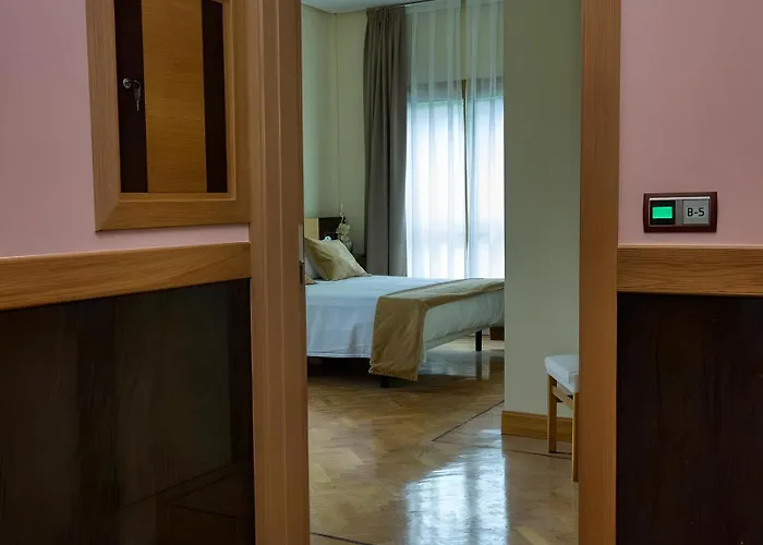 호텔 Hotel Eibar 에이바르